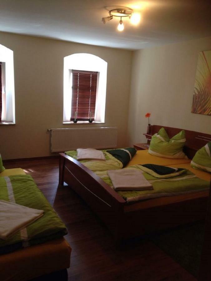 Im Ballhaus Neuhilbersdorf Кемниц Екстериор снимка